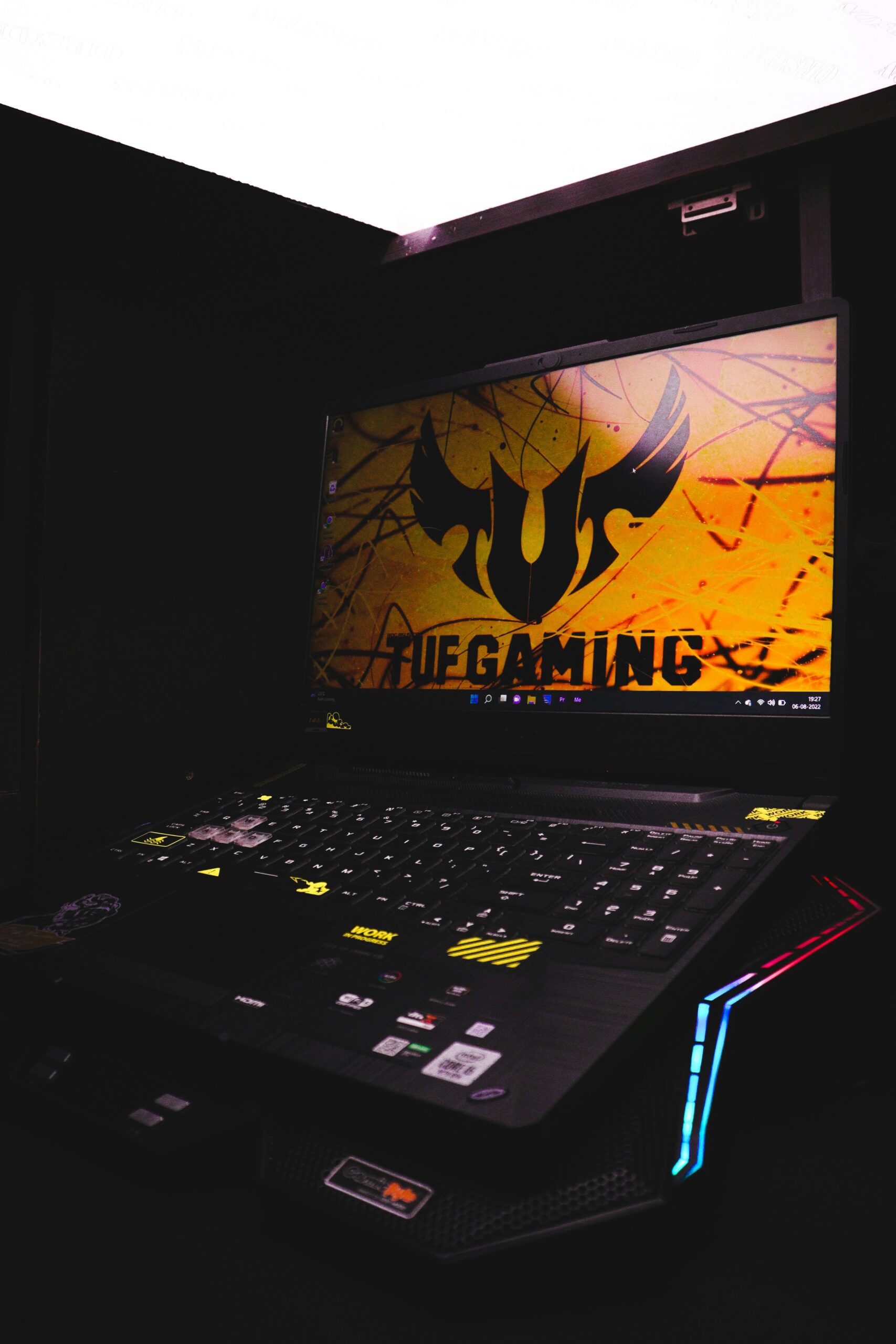 How Chipsets Power Gaming Laptops: Complete Guide 2025